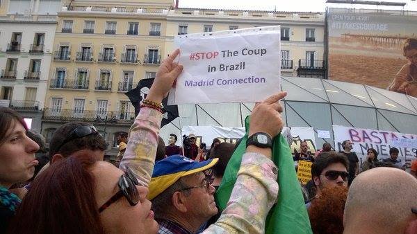 Stop The Coup in Brasil, Plaza del Sol, Beth